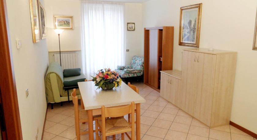 Casa Vacanze Touring Вербания Стая снимка