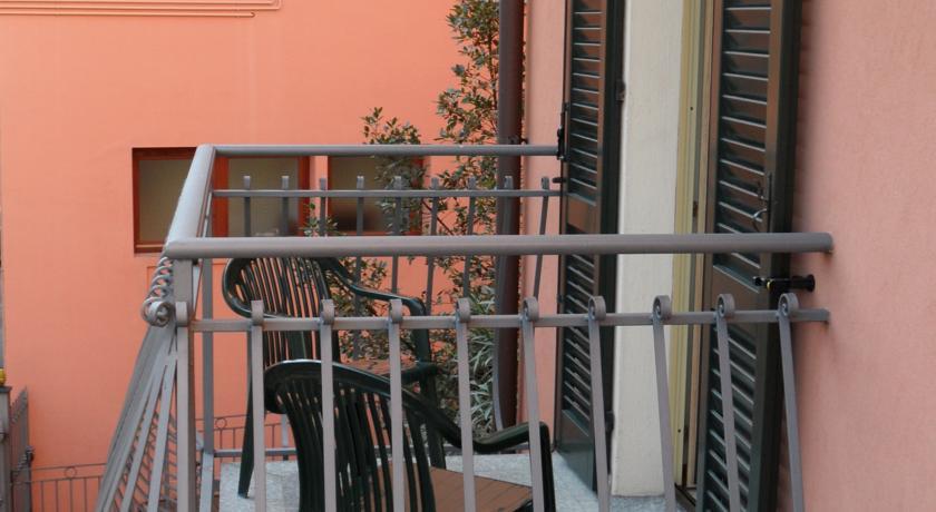 Casa Vacanze Touring Вербания Екстериор снимка