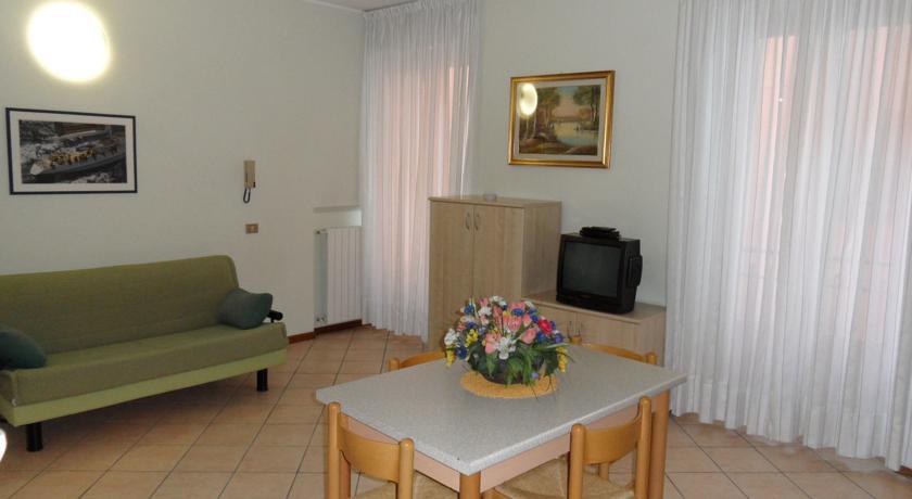 Casa Vacanze Touring Вербания Екстериор снимка