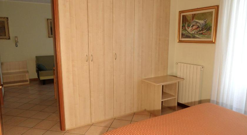 Casa Vacanze Touring Вербания Стая снимка